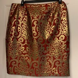 Gorgeous Red and Gold Brocade skirt. Hidden zipper back fully lined Size 16